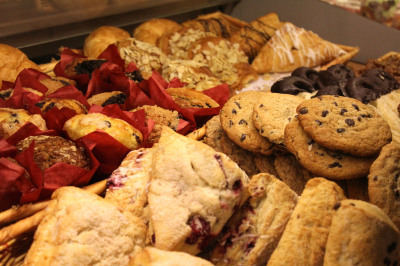 Afternoon Snacks: How to Make the Most of Your Time with Frontier